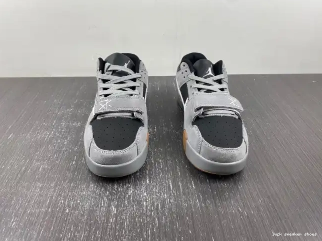 Reps LUCY X CHECK JORDAN FZ8117-001 THE CUT TRAVIS SCOTT 0501